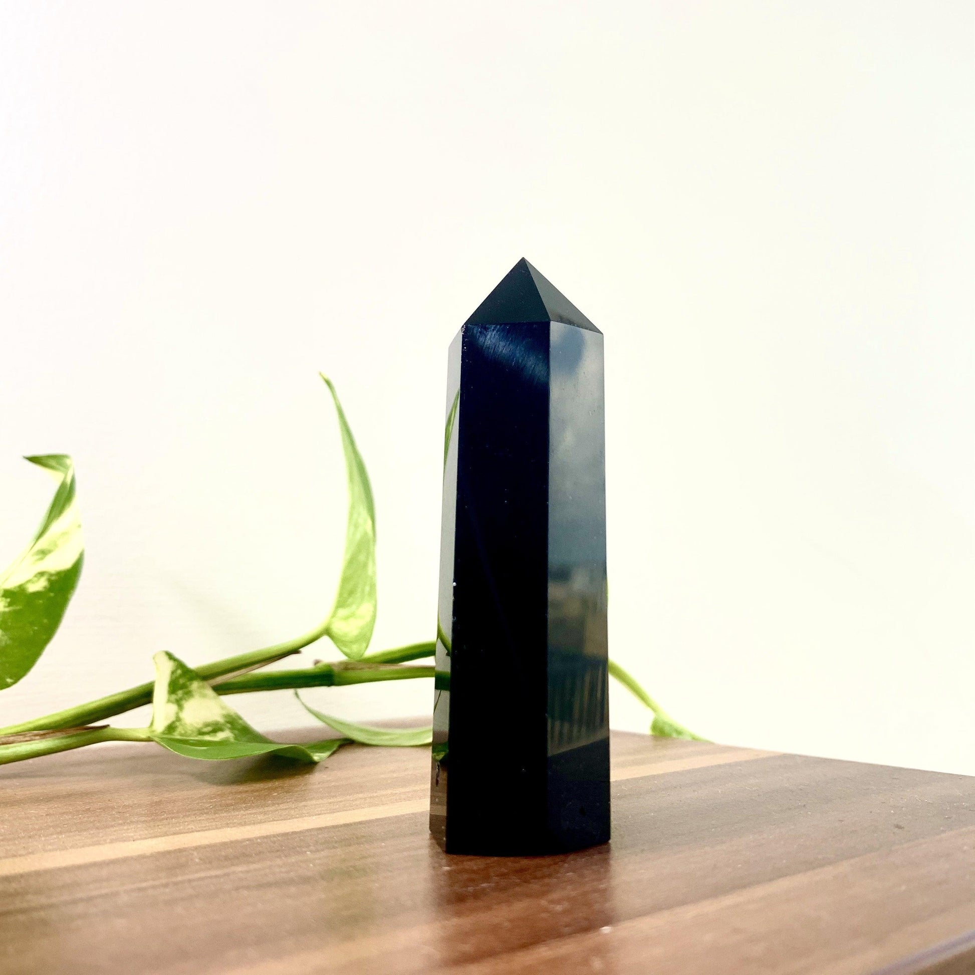 Natural Obsidian Obelisk - FrendlyShop